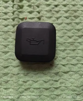 BMW 5 E39 Oil filler cap 1743294 21743293 PA66GF80