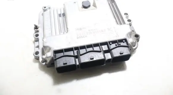 Ford Focus Engine control unit/module ECU 0281015242
