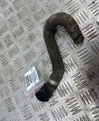 Volkswagen Jetta VI Engine coolant pipe/hose