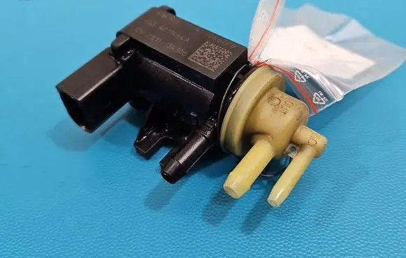 Volkswagen PASSAT B7 Turbo solenoid valve 1K0906627B IMPRK1579881
