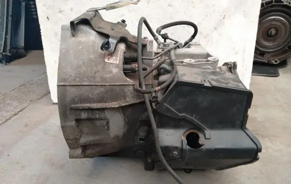 Ford B-MAX Manual 5 speed gearbox BA6R7002ABB