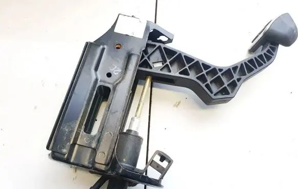Audi TT Mk1 Clutch pedal 1j1721373g