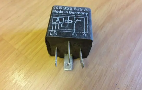 Audi A6 S6 C4 4A Other relay 239 445955529A