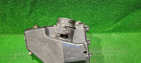 Honda CR-V Air filter box cover 