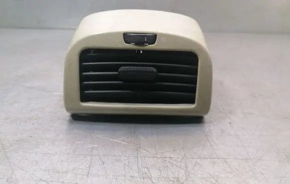 Fiat Stilo Rear air vent grill LS347701