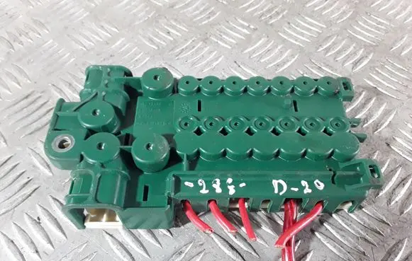 BMW X5 E53 Fuse module 8387543