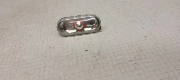 Volkswagen Caddy Front fender indicator light 2K0949117B