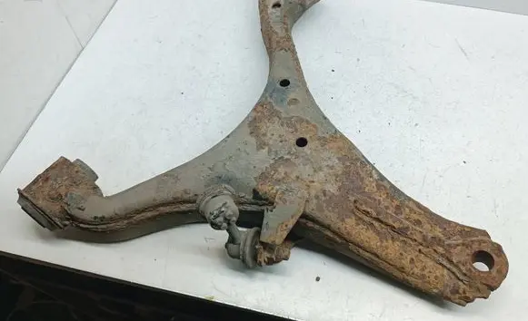Honda FR-V Front control arm