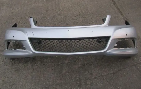 Mercedes-Benz C W204 Front bumper A2048805547