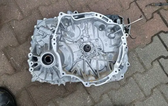 Nissan Qashqai J12 Manual 5 speed gearbox