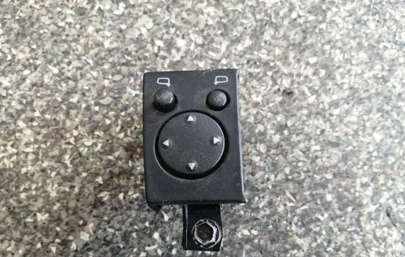 Audi A6 S6 C4 4A Wing mirror switch 4A0959565