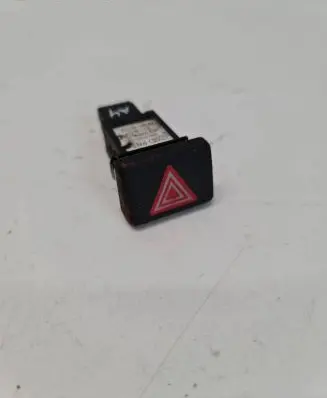 Audi A4 S4 B7 8E 8H Hazard light switch 8E0941509