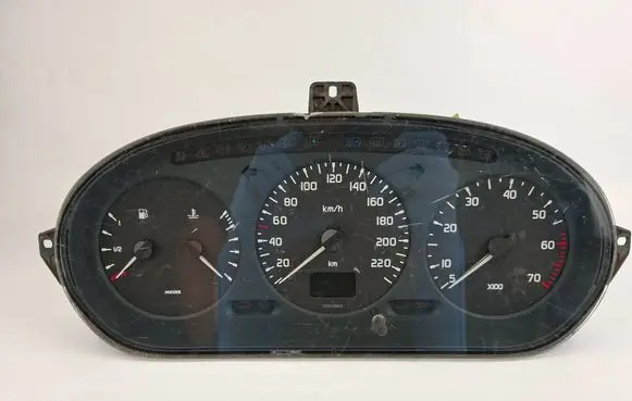 Renault Megane I Speedometer (instrument cluster) 7700847782