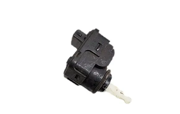 Volkswagen Golf III Headlight level adjustment motor 1H0941295C