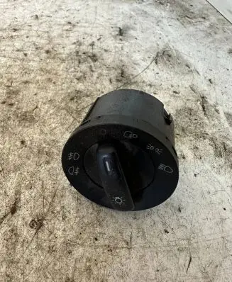 Volkswagen PASSAT B6 Light switch 1K0941431A