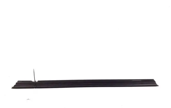 Mercedes-Benz C W204 Front door trim bar A2047250265