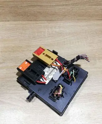 Audi A6 S6 C6 4F Comfort/convenience module 4F0907279