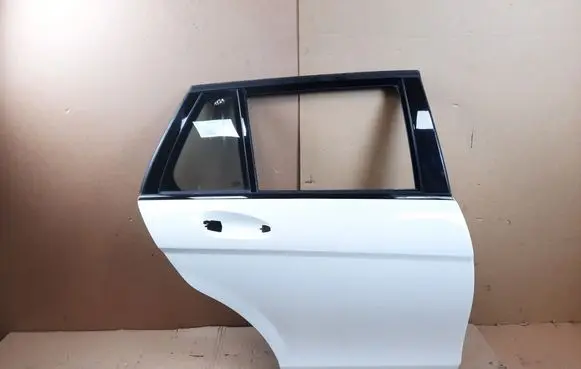 Rear door