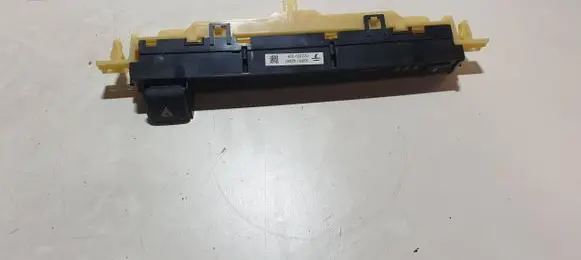 Toyota RAV 4 (XA40) Hazard light switch 83950 022300029