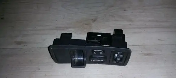 Toyota Avensis T220 Headlight level height control switch 183574 777663