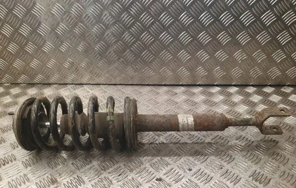 Front shock absorber with coil spring