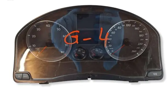 Volkswagen Golf V Speedometer (instrument cluster) 1K0920851N