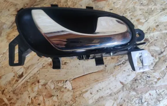 Renault Kadjar Front door interior handle 806704EA