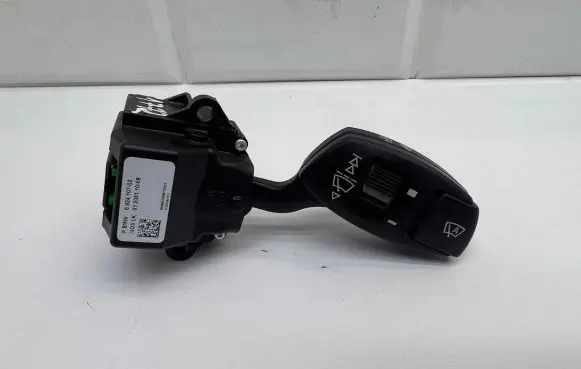 BMW 5 E60 E61 Wiper control stalk 6924107 0120611008 SN0007280077031