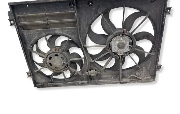 Audi Q3 8U Electric radiator cooling fan 