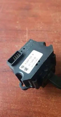 BMW 5 E60 E61 Indicator stalk 6924103