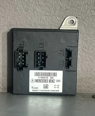 Mercedes-Benz E W211 Comfort/convenience module 2115452132