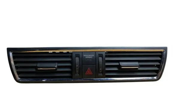 Seat Toledo IV (NH) Dash center air vent grill 5JA820951B