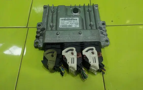 Ford Galaxy Engine control unit/module BG9112A650FHE MP728