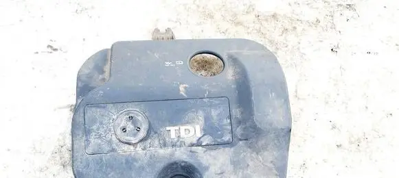 Engine cover (trim)