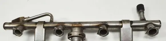 Mercedes-Benz C W203 Fuel main line pipe A1110780292