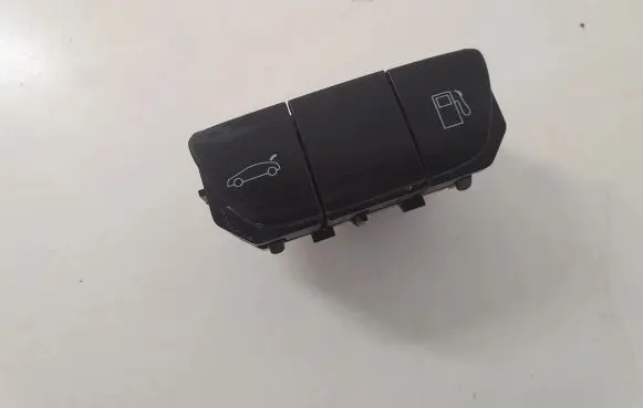 Peugeot 508 Tailgate opening switch 96661584XT