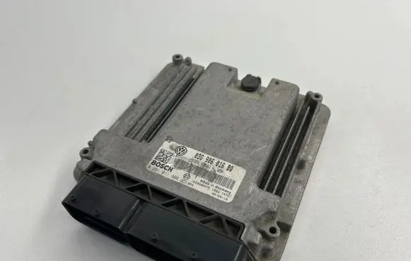 Volkswagen Touran I Engine control unit/module 03G906016BQ 1039S06275 0281011906