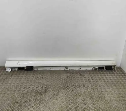 Mercedes-Benz E W213 Sill A2136900202