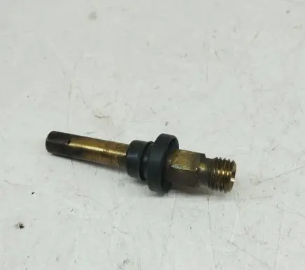 Mercedes-Benz E W124 Fuel injector 0000785623 A0000785623 0437502047