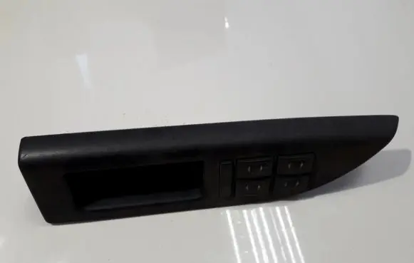 Ford Mondeo Mk III Electric window control switch 3s7t14a132ba 03163453