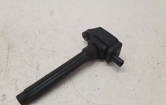 Chrysler Town & Country V High voltage ignition coil 0221504032 05149168AI