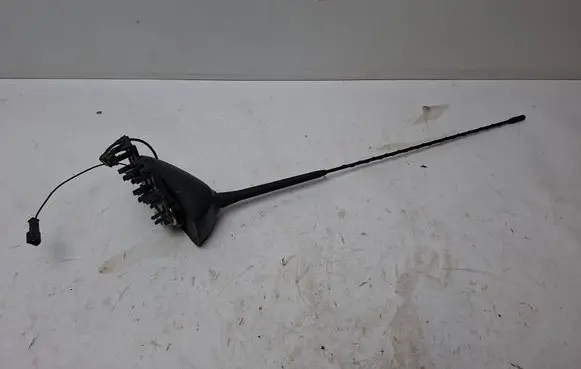 BMW 1 E82 E88 Radio antenna 6925356 921921110 10819610