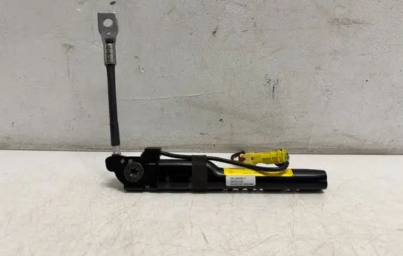 Opel Adam Front seatbelt buckle 39022039 367970717 34125249D
