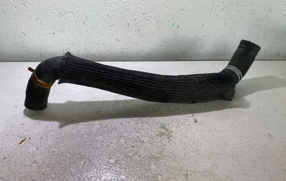 Jeep Grand Cherokee Engine coolant pipe/hose