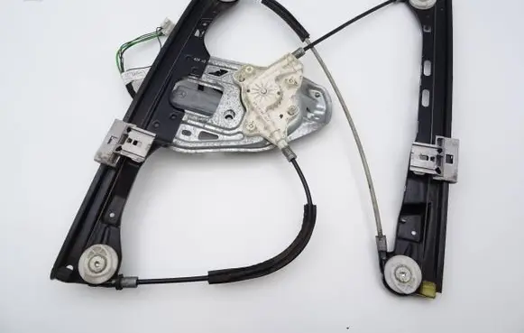 Mercedes-Benz C W203 Front door window regulator with motor A2118201842 A2038202346