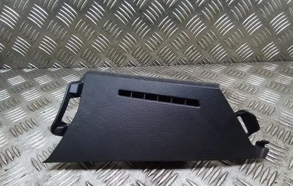 Toyota Prius+ (ZVW40) Panel trim 62225030A 6222547010