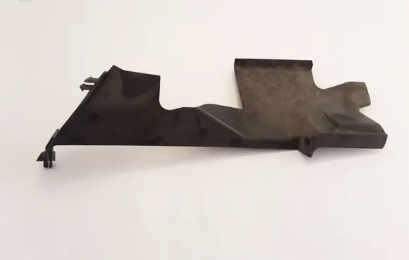 Renault Megane III Intercooler air guide/duct channel
