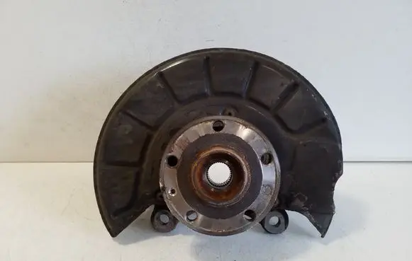 Skoda Superb B6 (3T) Front wheel hub