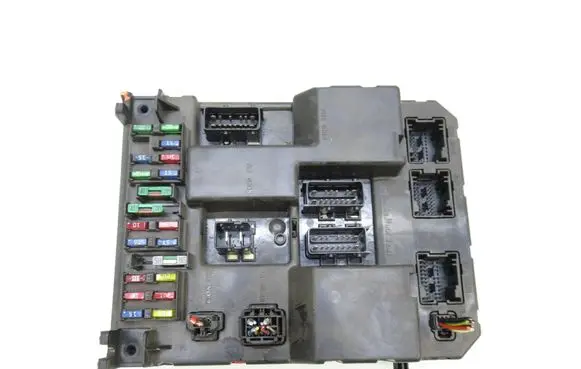 Peugeot 307 Central body control module 9651197080A 9651197780A