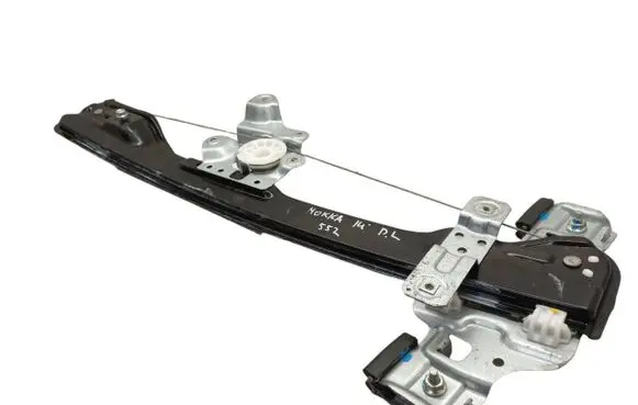 Opel Mokka Front door manual window regulator 